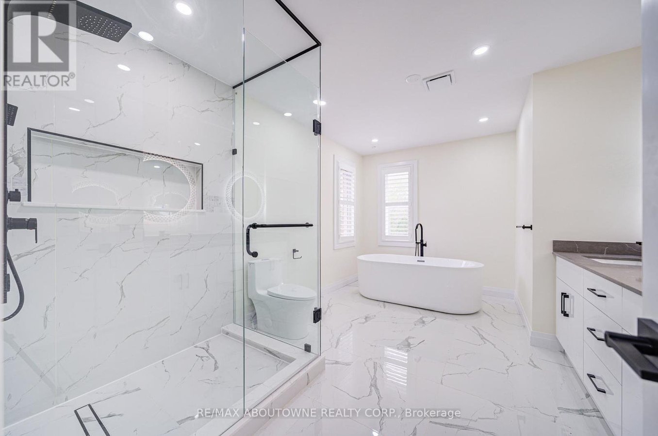 1126 BERKSHIRE COURT - Photo 23
