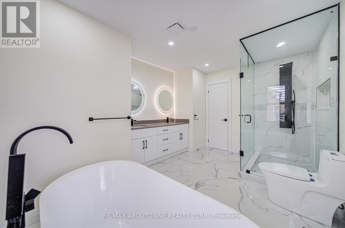 1126 BERKSHIRE COURT - Photo 24