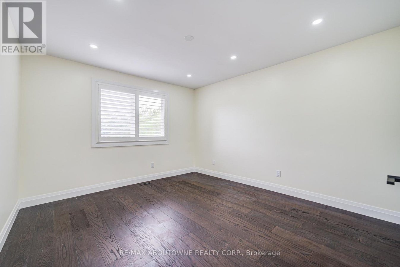 1126 BERKSHIRE COURT - Photo 25
