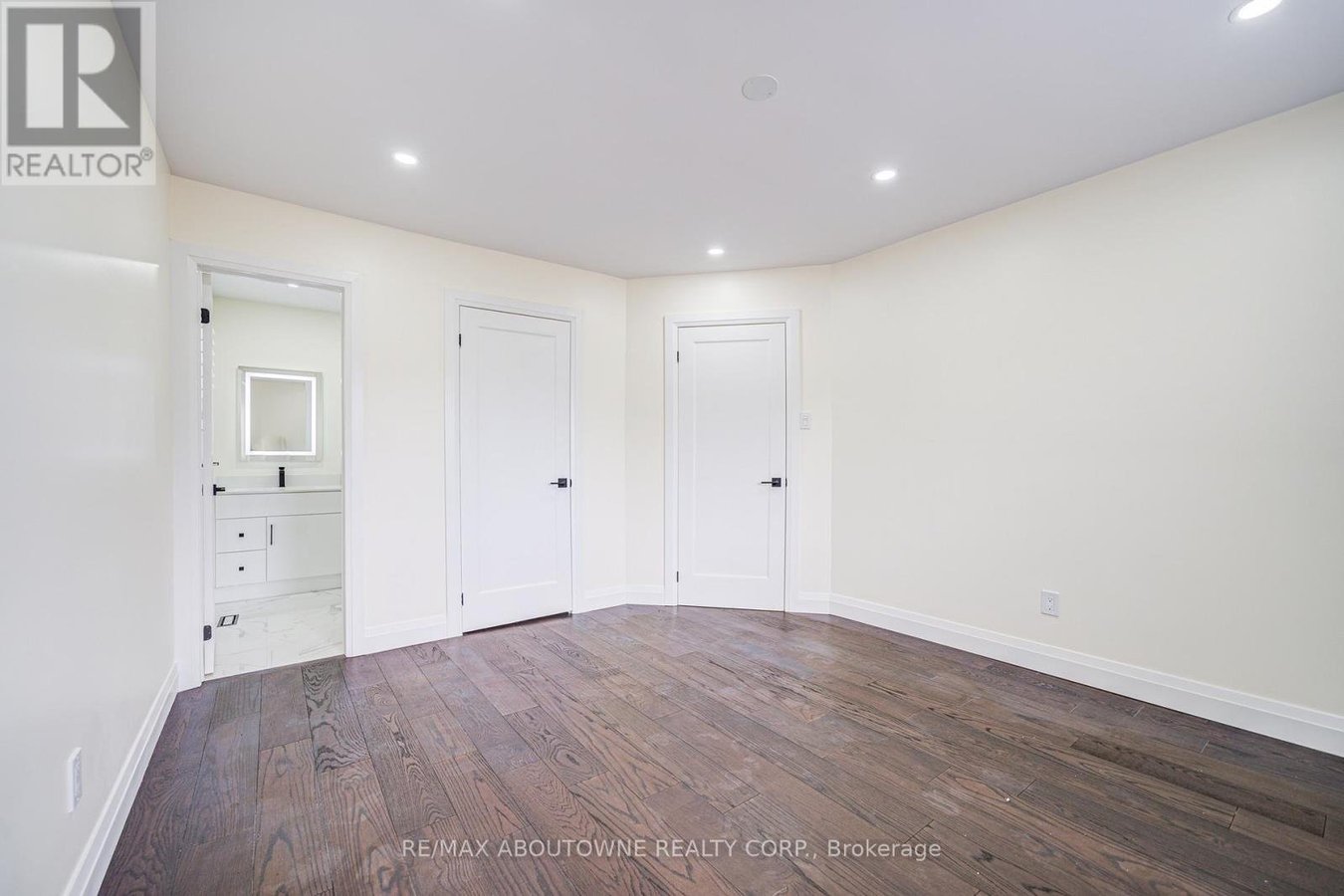 1126 BERKSHIRE COURT - Photo 26
