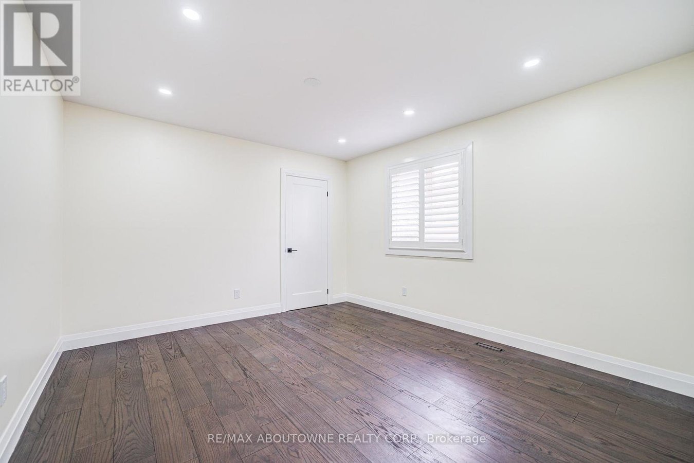 1126 BERKSHIRE COURT - Photo 28