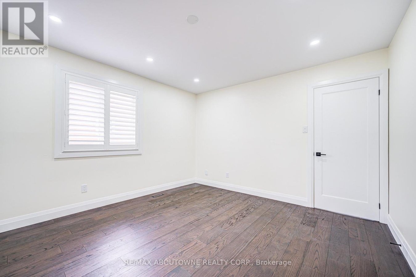1126 BERKSHIRE COURT - Photo 29