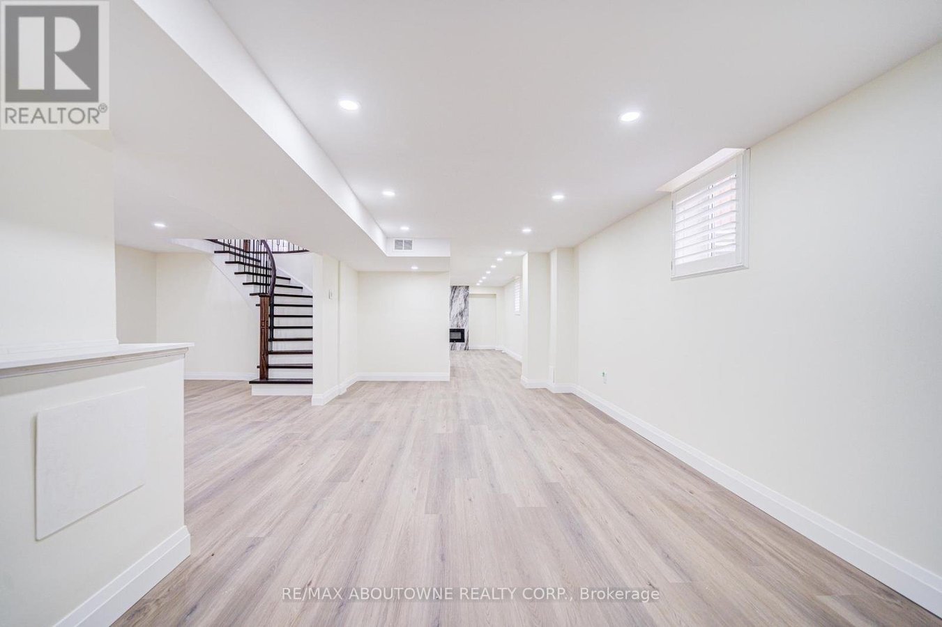 1126 BERKSHIRE COURT - Photo 38