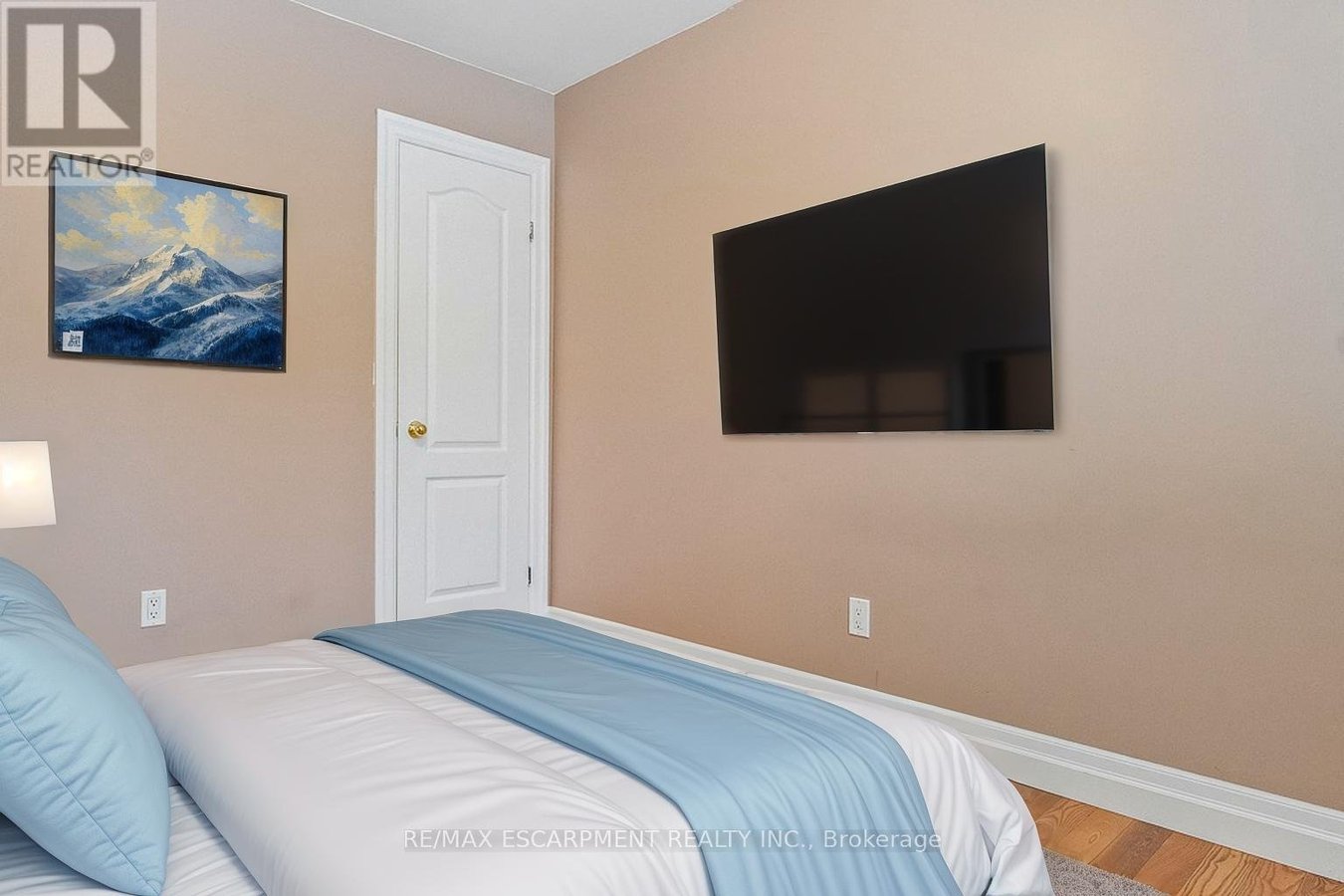 UPPER - 249 SOUTHVIEW ROAD - Photo 11