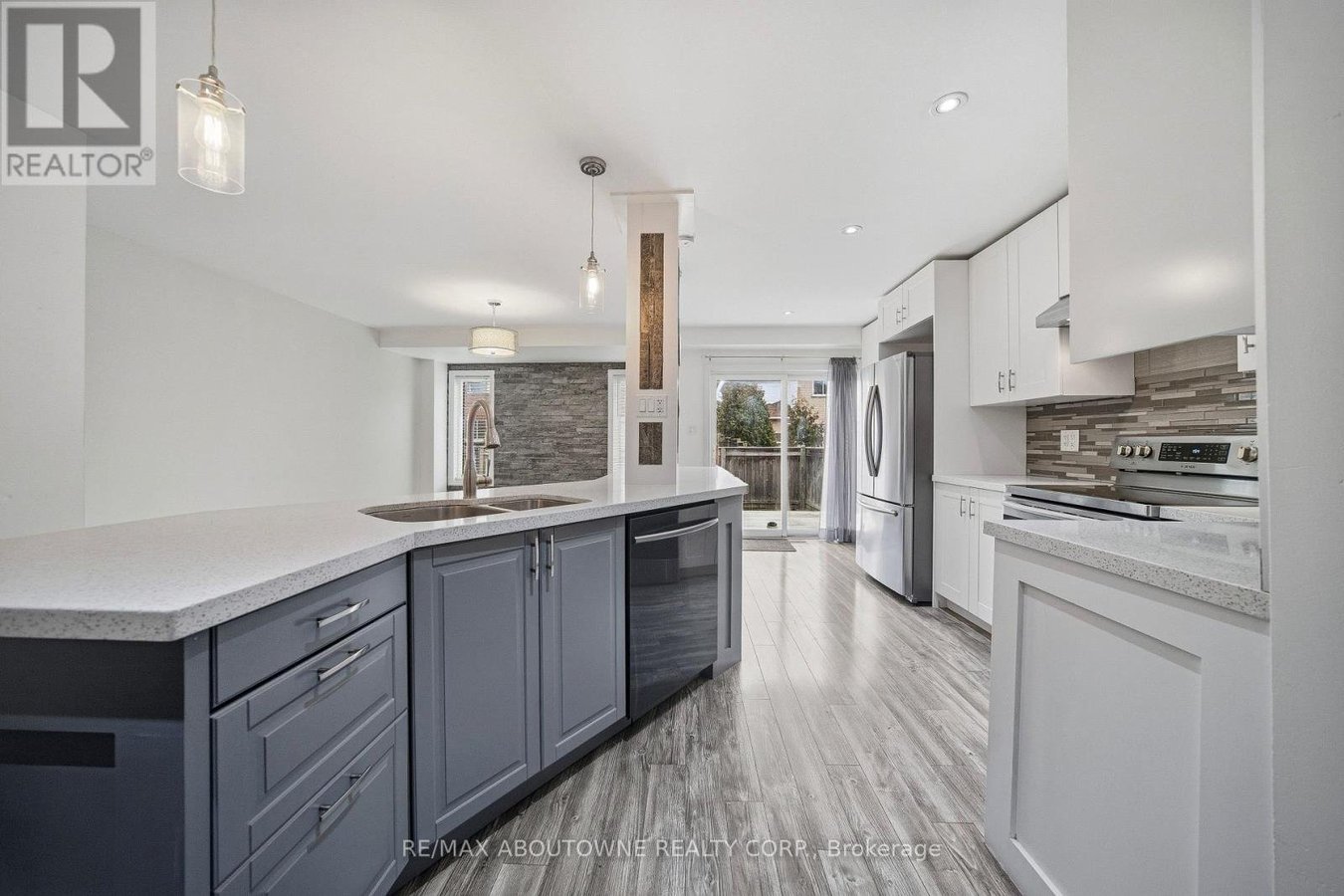 2502 POSTMASTER DRIVE - Photo 12