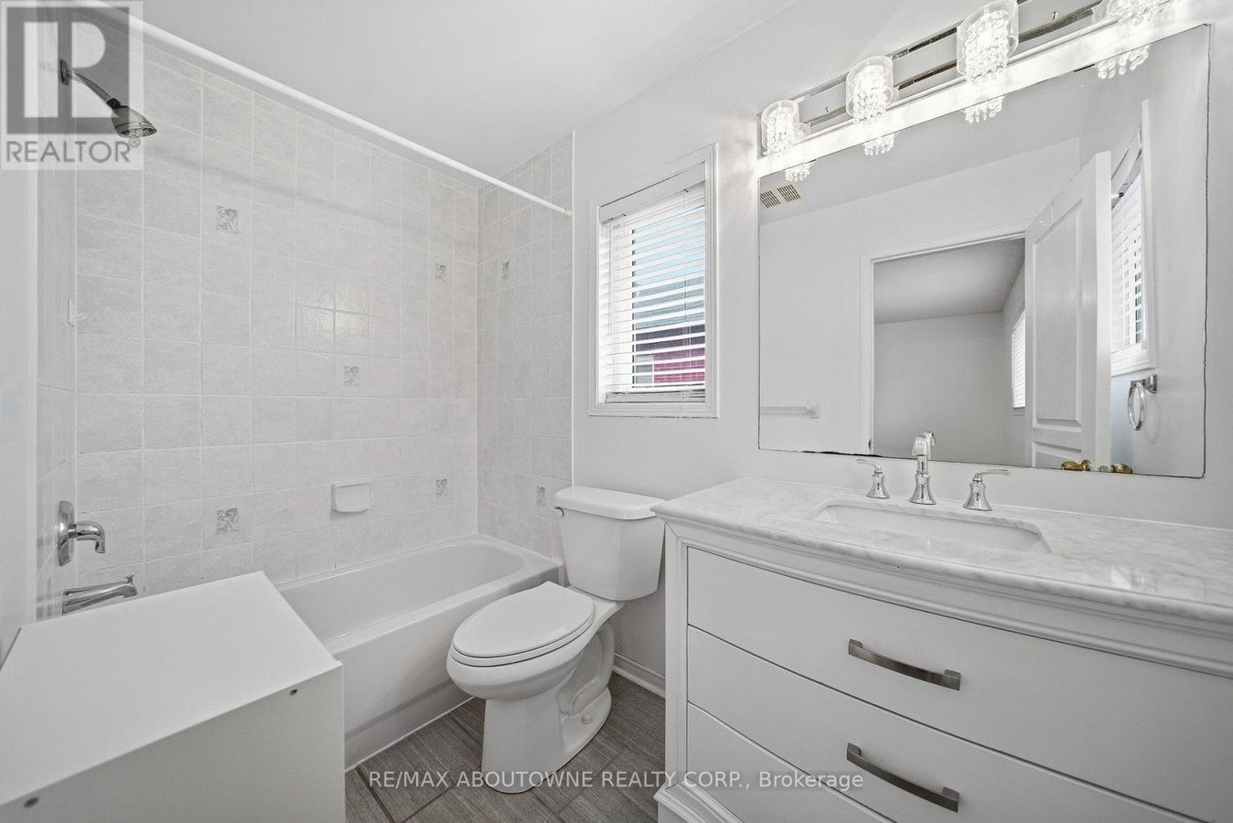 2502 POSTMASTER DRIVE - Photo 20