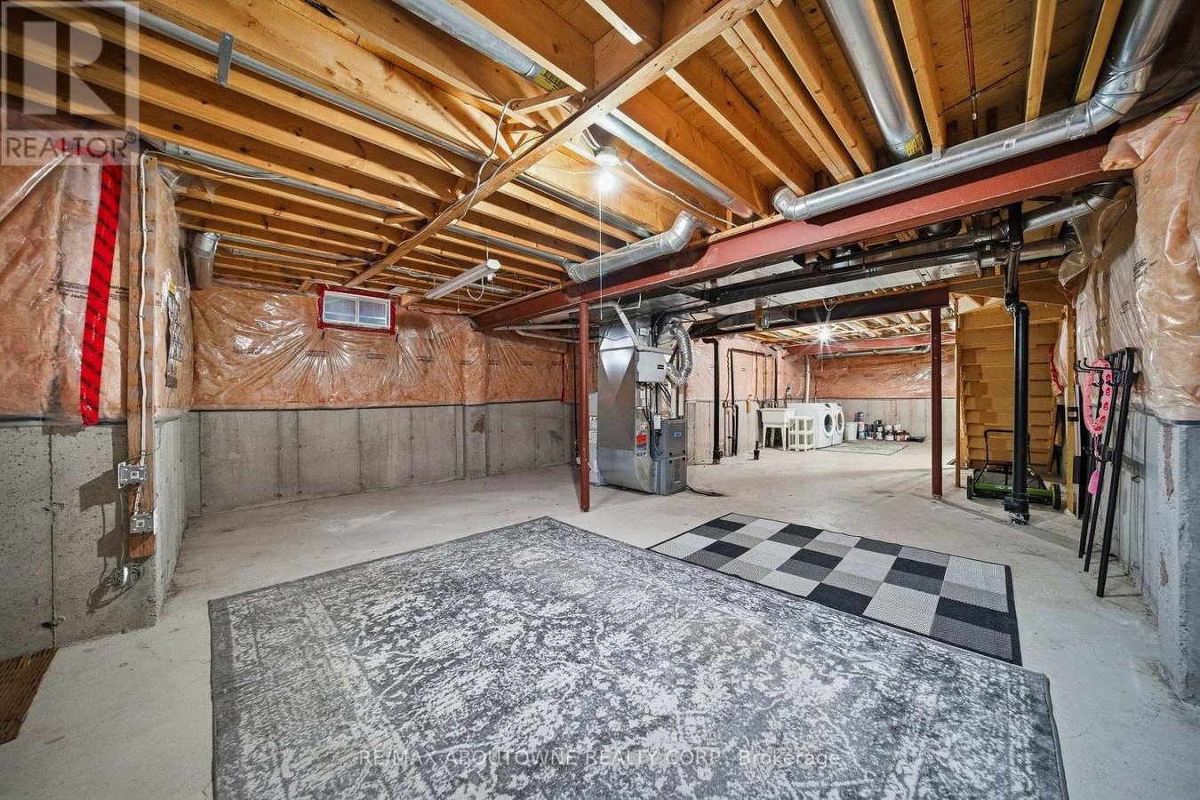 2502 POSTMASTER DRIVE - Photo 23