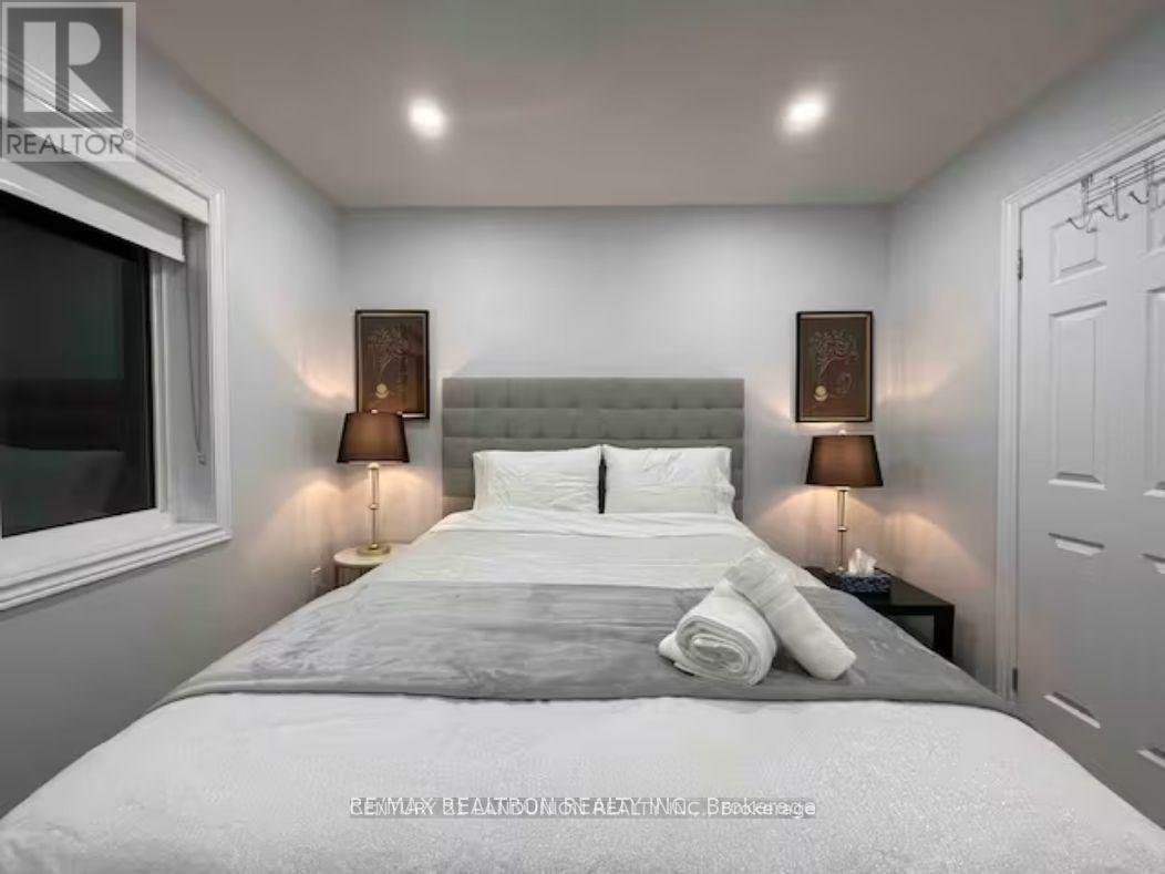 121 MARIGOLD GARDENS - Photo 9