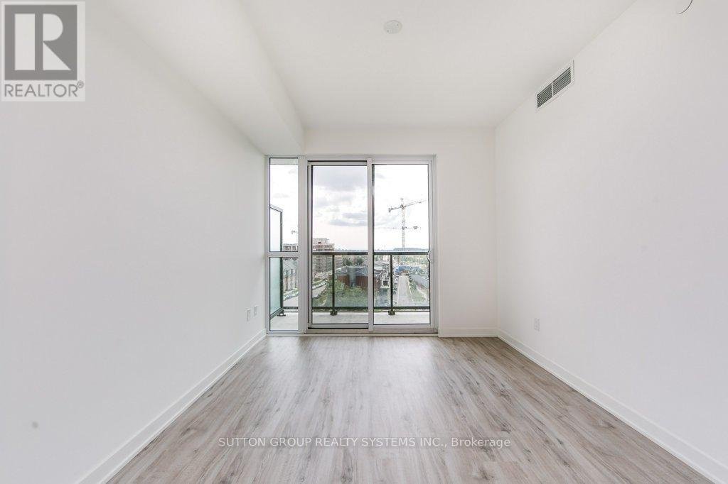 612 - 3005 PINE GLEN ROAD - Photo 7