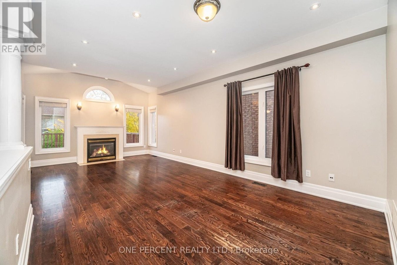 2432 HILDA DRIVE - Photo 4