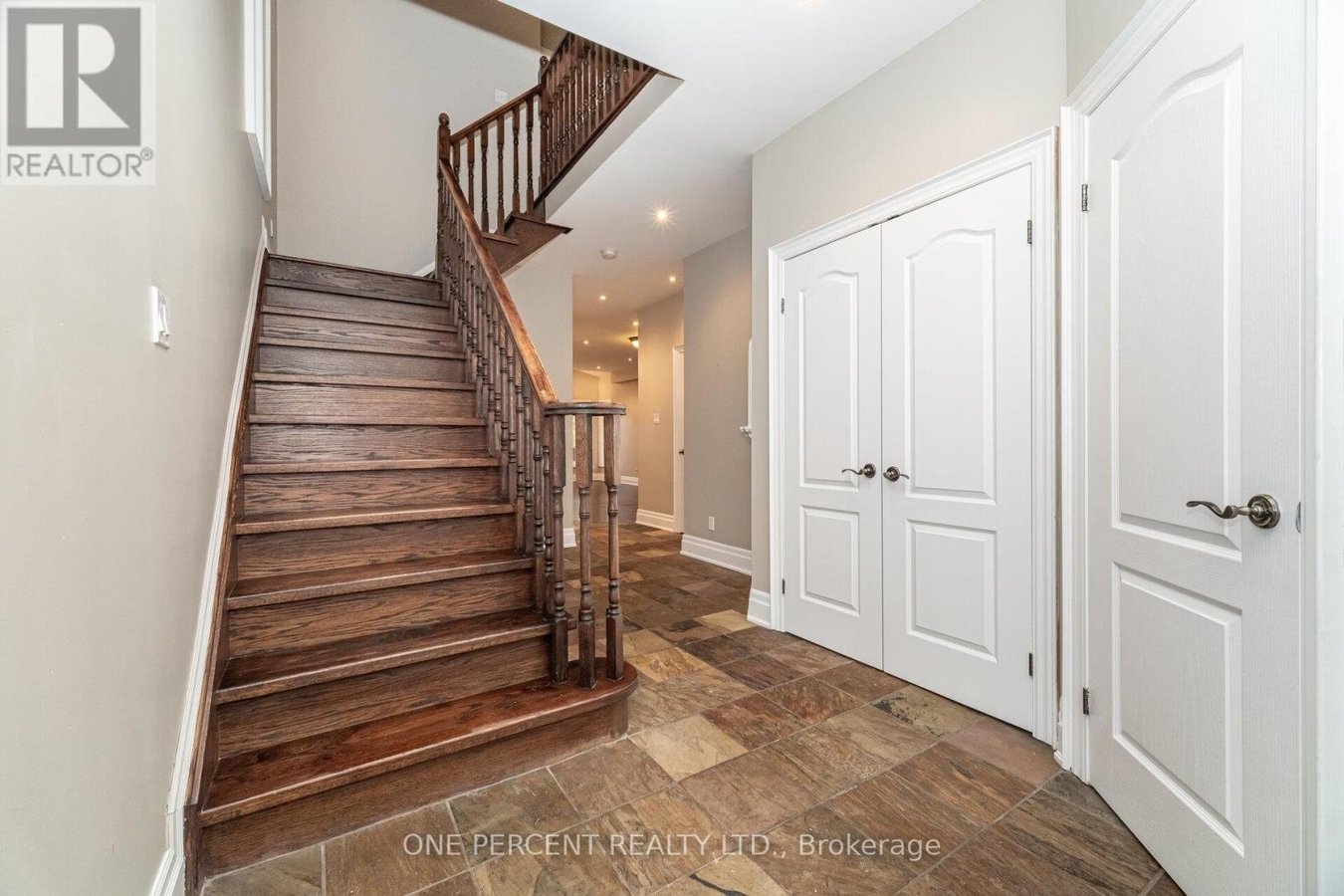 2432 HILDA DRIVE - Photo 18