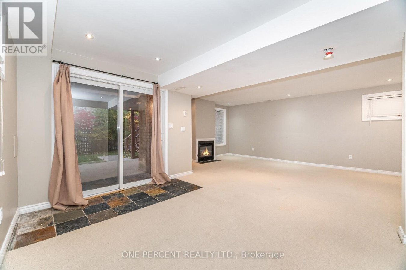 2432 HILDA DRIVE - Photo 35