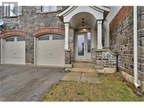2307 WHISTLING SPRINGS CRESCENT - Photo 2