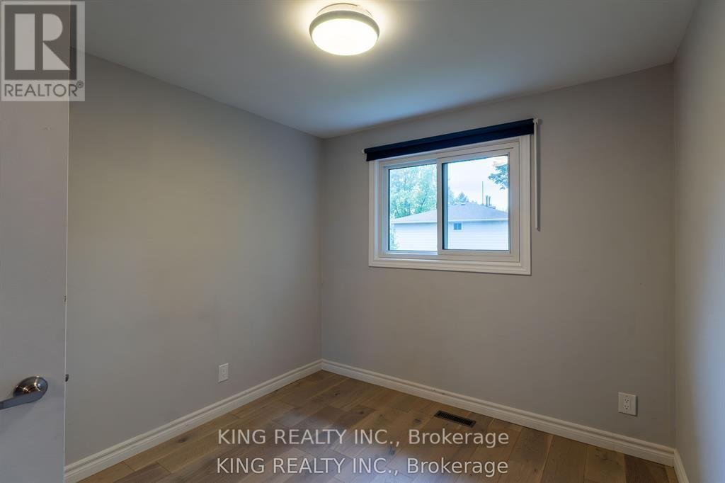4 - 141 RIPLEY COURT - Photo 15