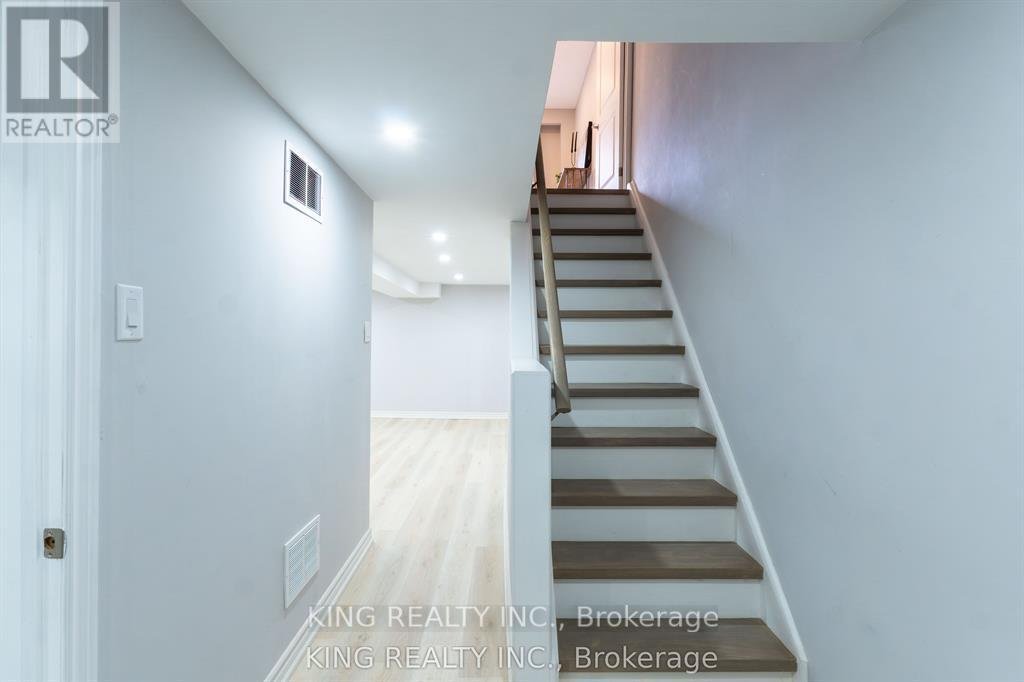 4 - 141 RIPLEY COURT - Photo 26