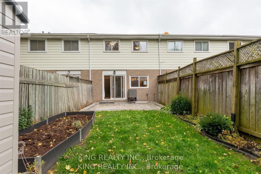 4 - 141 RIPLEY COURT - Photo 33