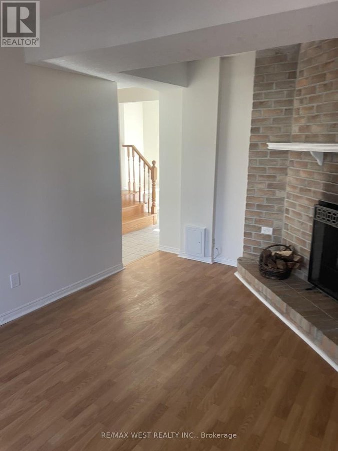 19 - 2299 MARINE DRIVE - Photo 4