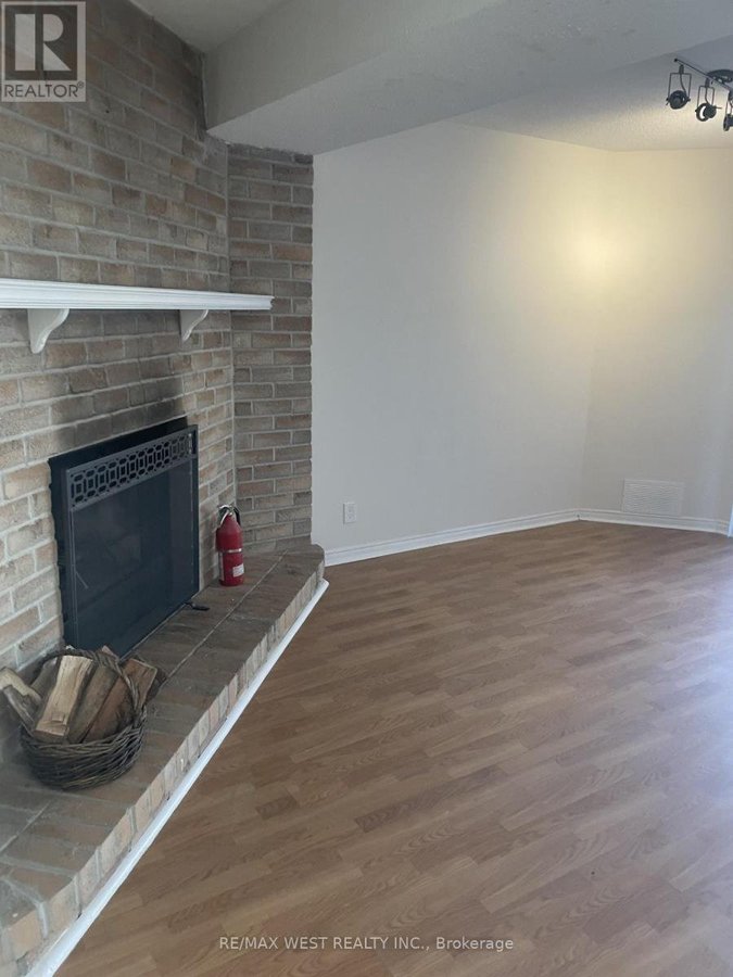 19 - 2299 MARINE DRIVE - Photo 6