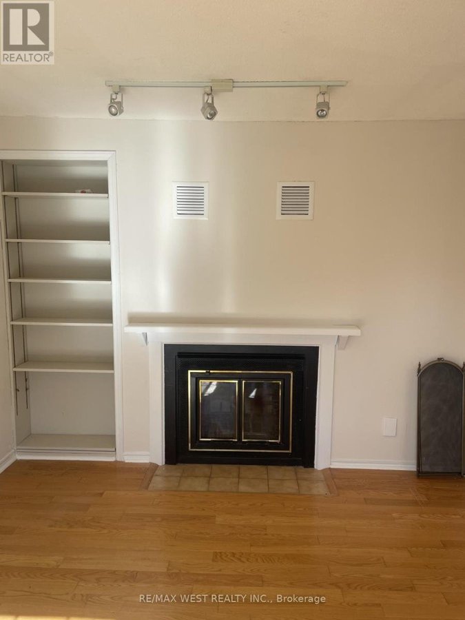 19 - 2299 MARINE DRIVE - Photo 18