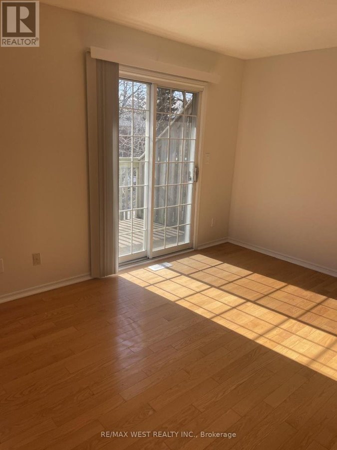 19 - 2299 MARINE DRIVE - Photo 23