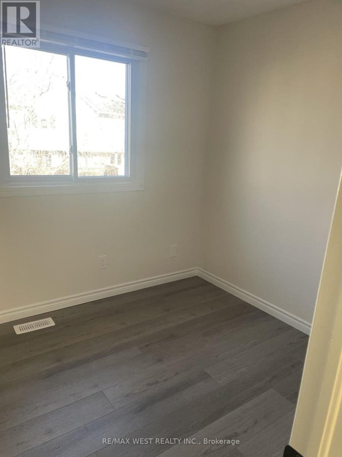 19 - 2299 MARINE DRIVE - Photo 31