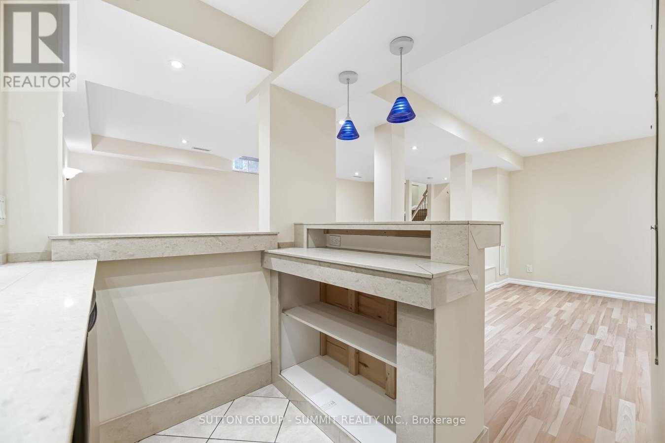 139 GENESEE DRIVE - Photo 27