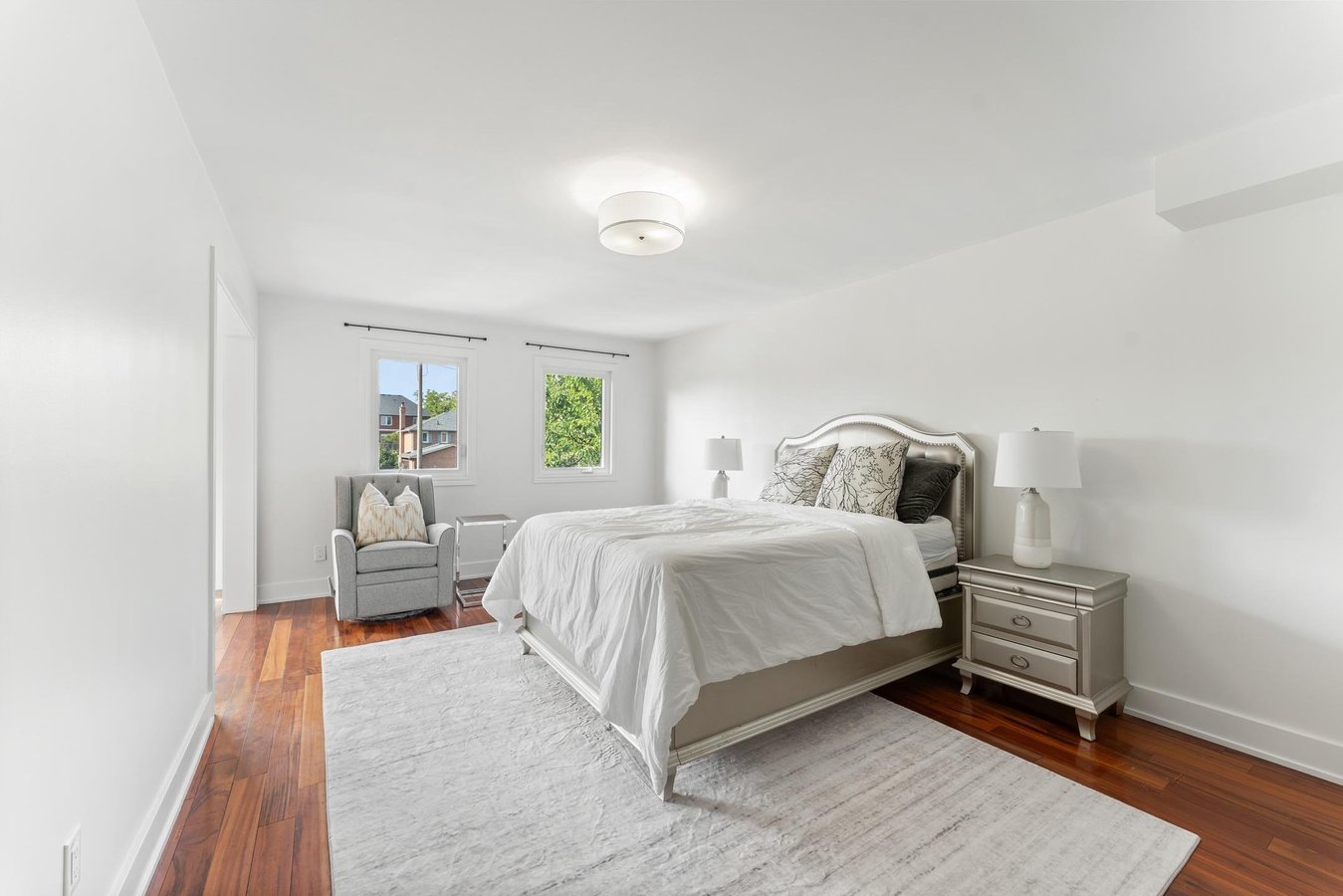 1186 Glenashton Drive - Photo 11