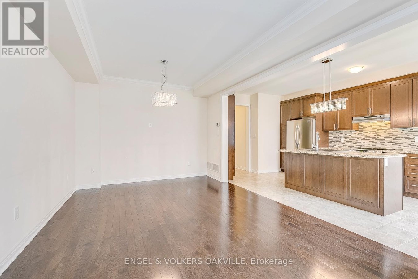 353 LEADWOOD GATE - Photo 12