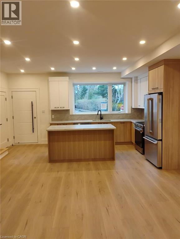 288 OAKWOOD Crescent - Photo 5