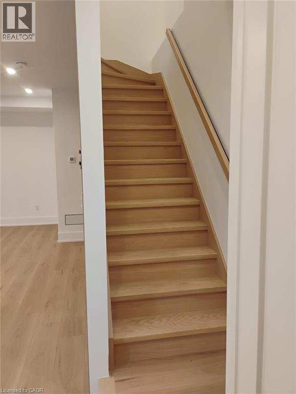 288 OAKWOOD Crescent - Photo 10