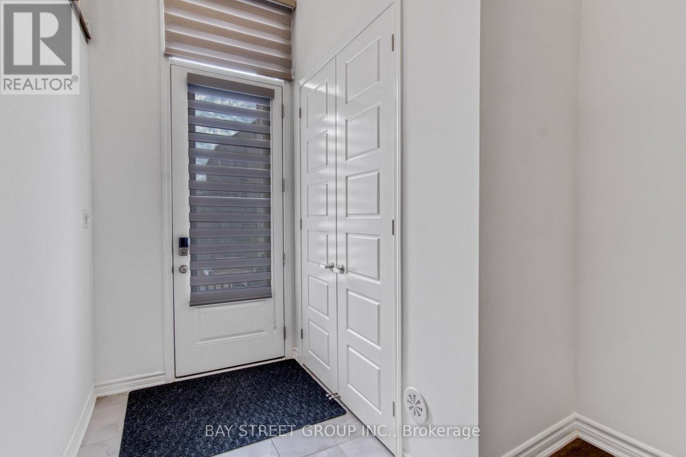 1375 KANIV STREET - Photo 4