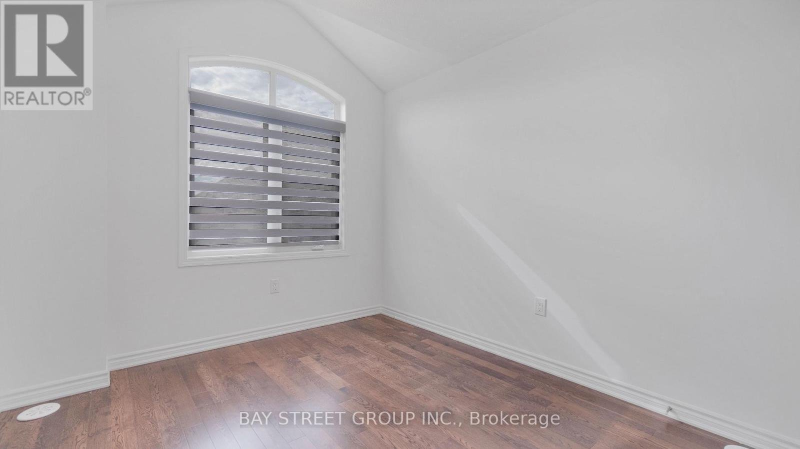 1375 KANIV STREET - Photo 24