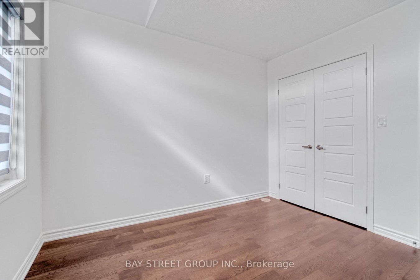 1375 KANIV STREET - Photo 25