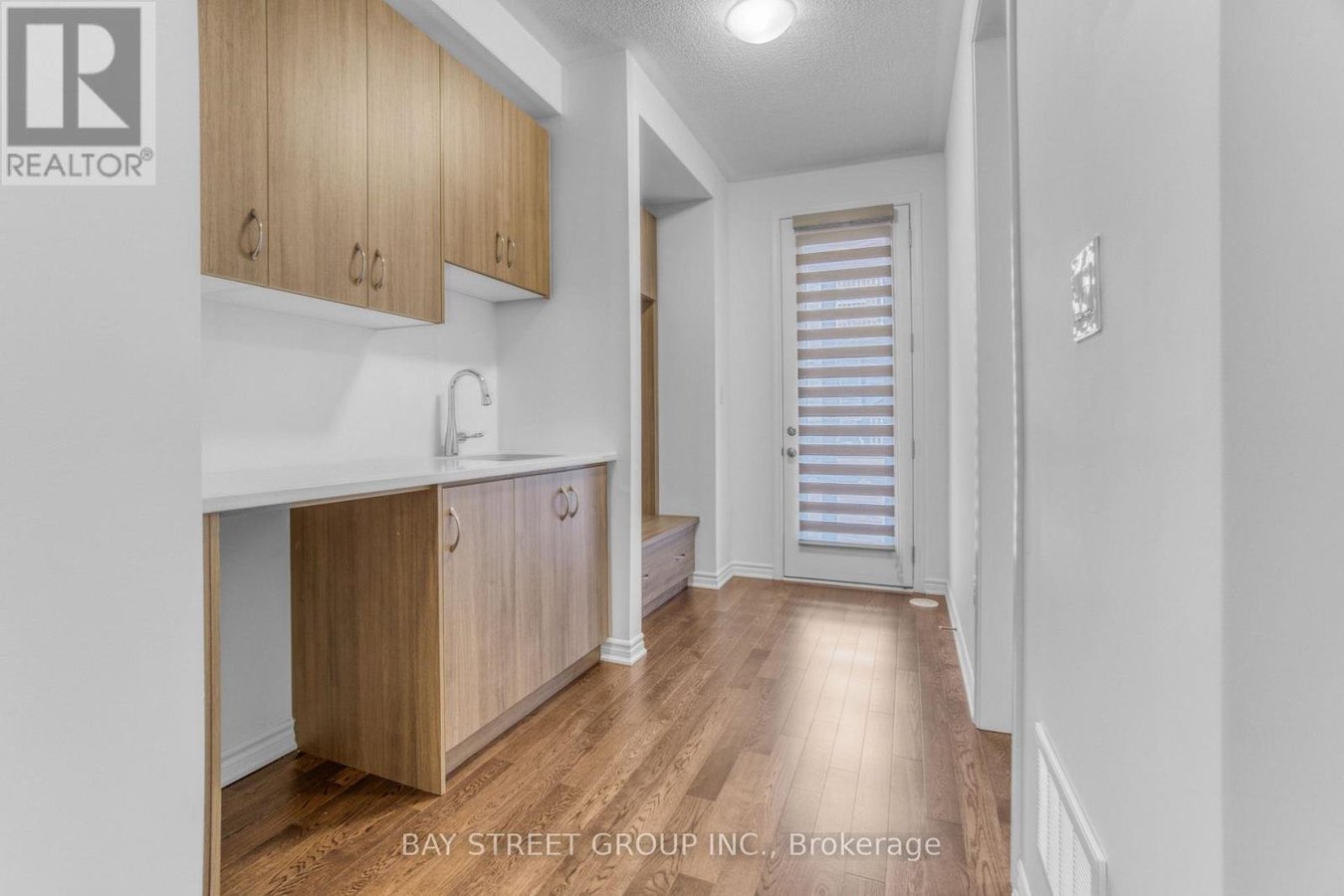 1375 KANIV STREET - Photo 35