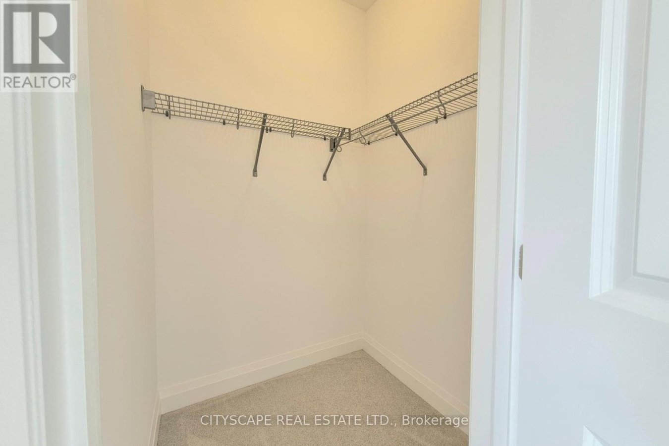 3182 SIXTH LINE - Photo 26