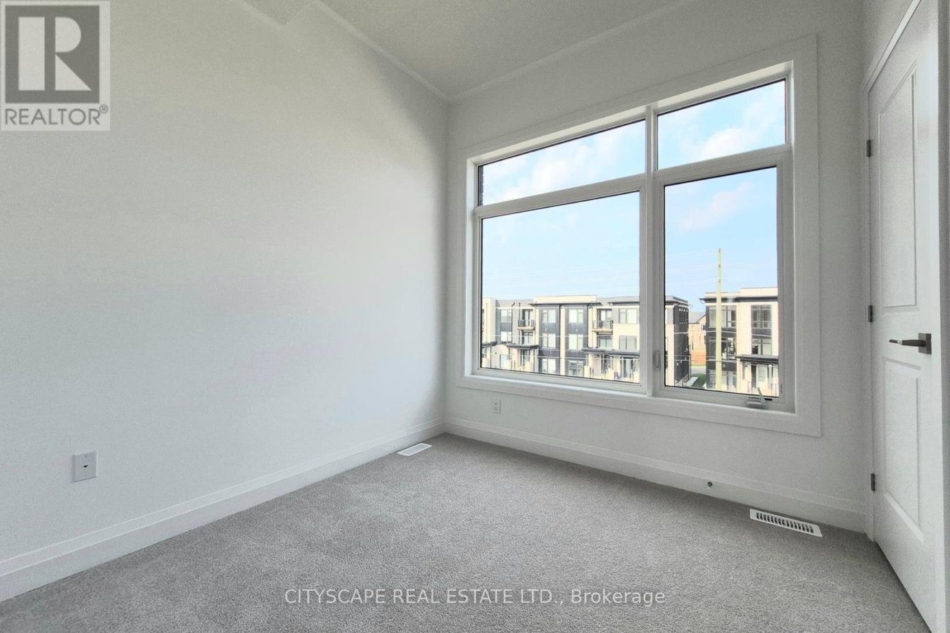 3182 SIXTH LINE - Photo 30