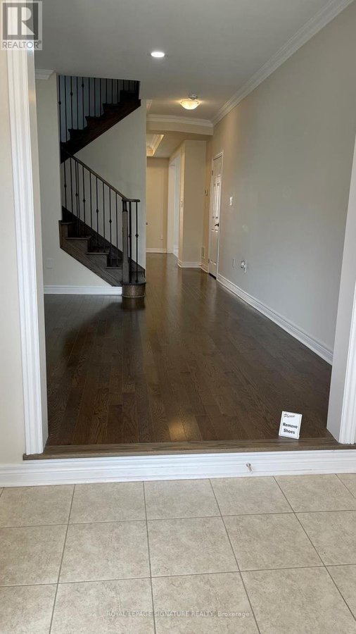 343 NORTH PARK BOULEVARD - Photo 3
