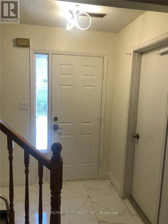 8 - 2295 MARINE DRIVE - Photo 2