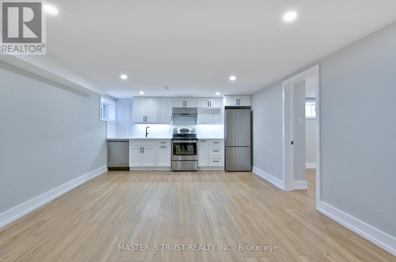 UNIT 2 - 28 FLORENCE DRIVE - Photo 2