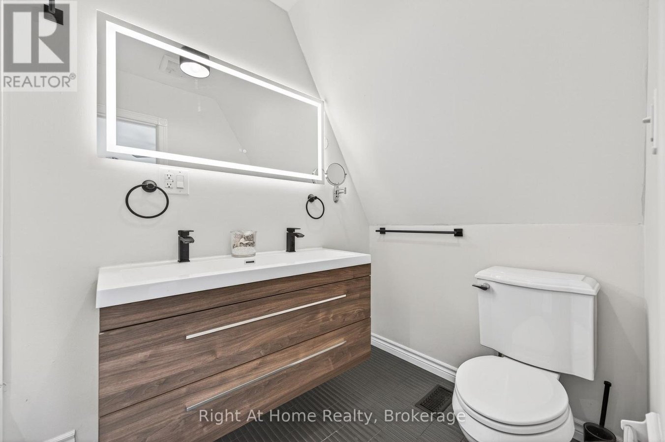 109 BRANT STREET - Photo 6