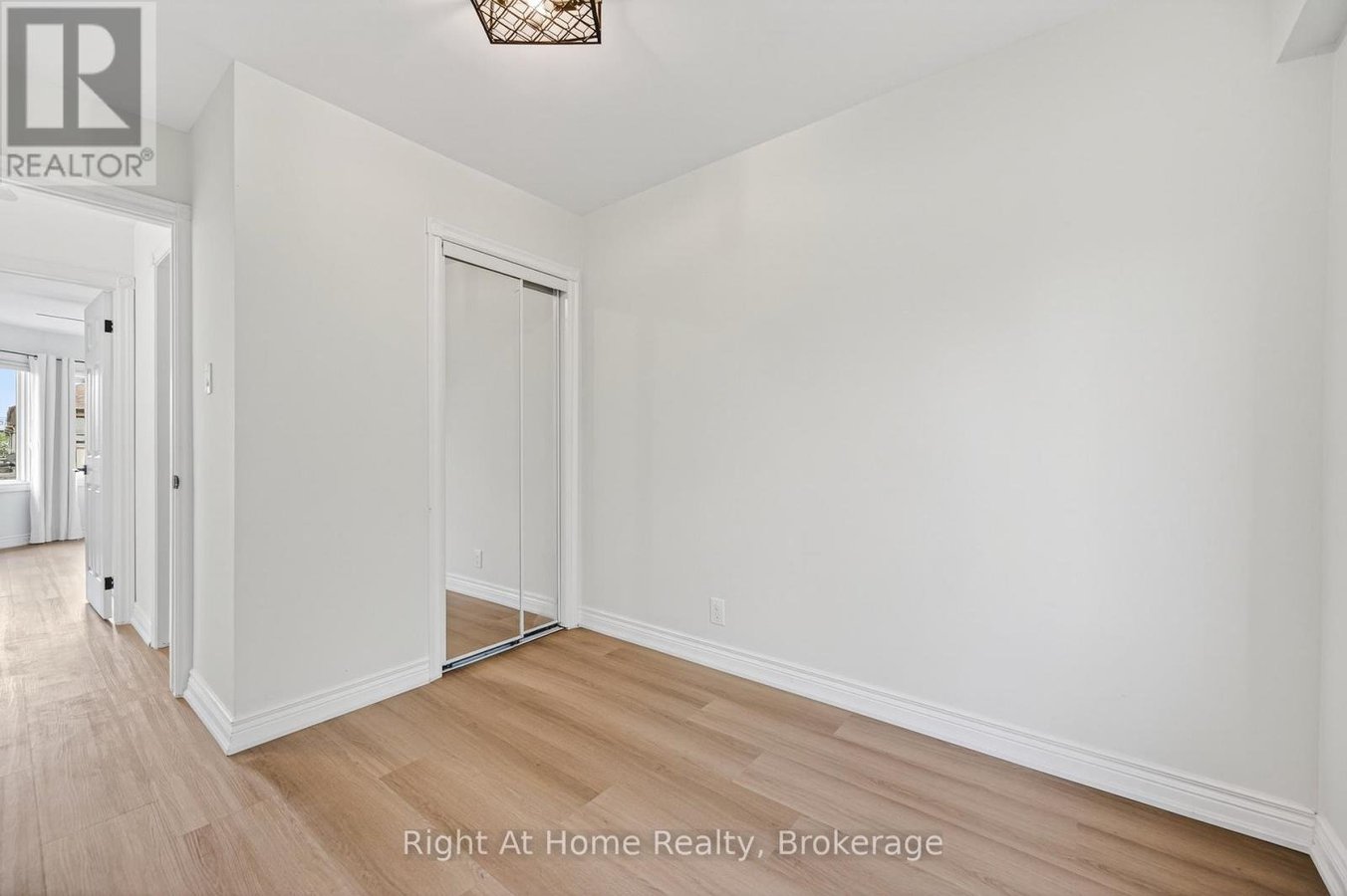 109 BRANT STREET - Photo 11