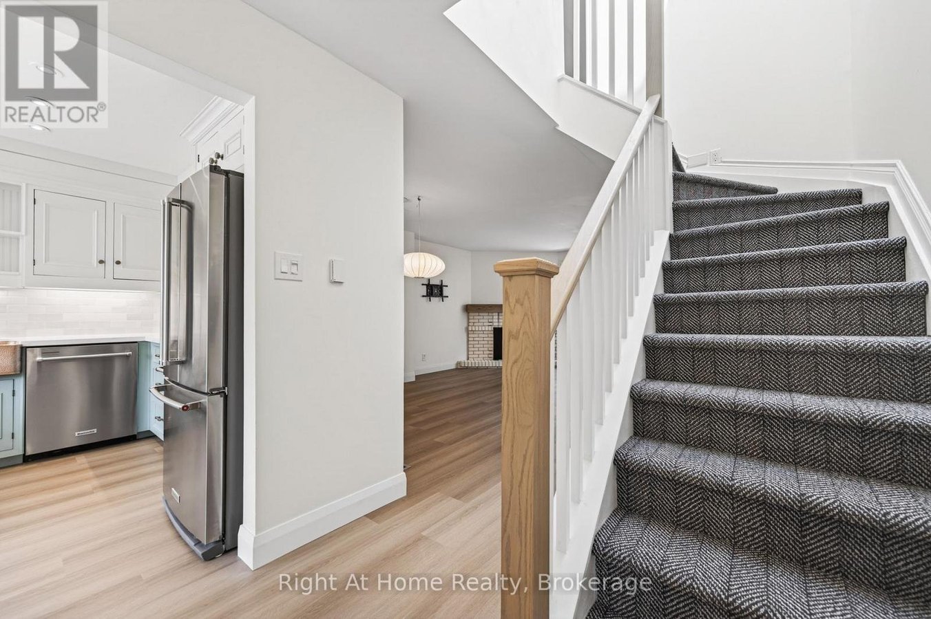 109 BRANT STREET - Photo 15