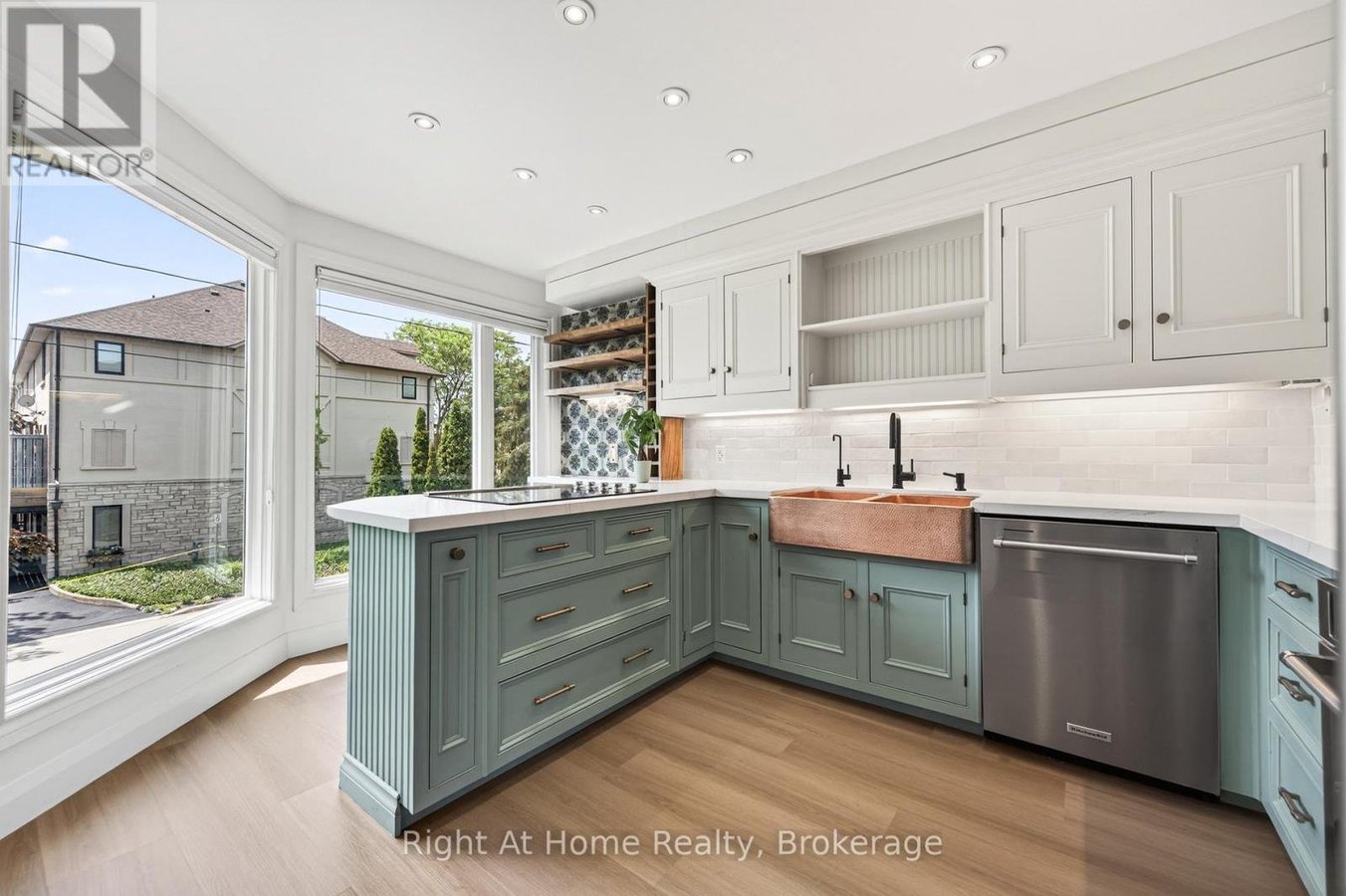 109 BRANT STREET - Photo 28