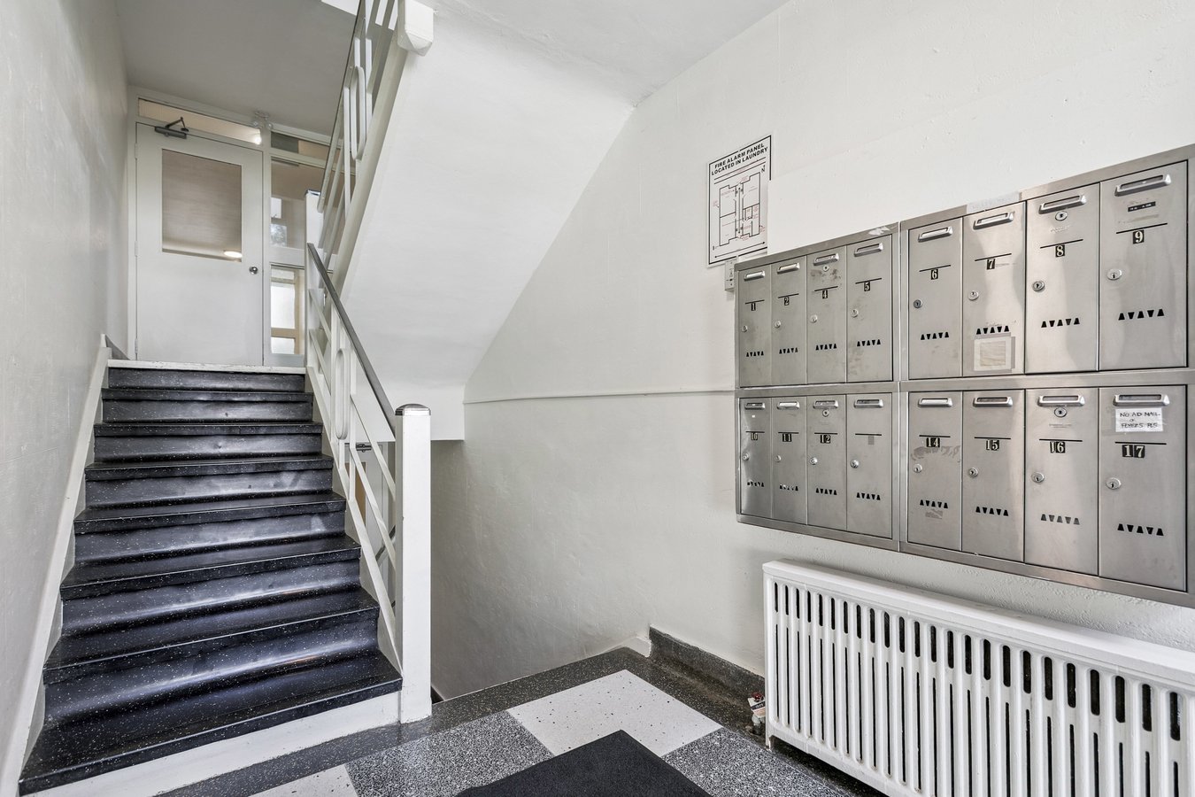 56 South Forster Park Drive - Photo 3