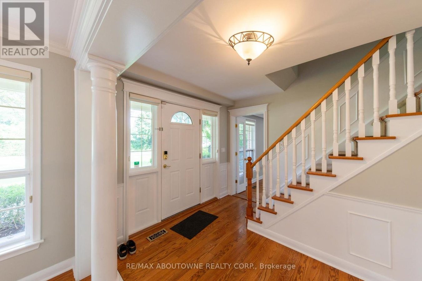 1290 BRAESIDE DRIVE - Photo 4