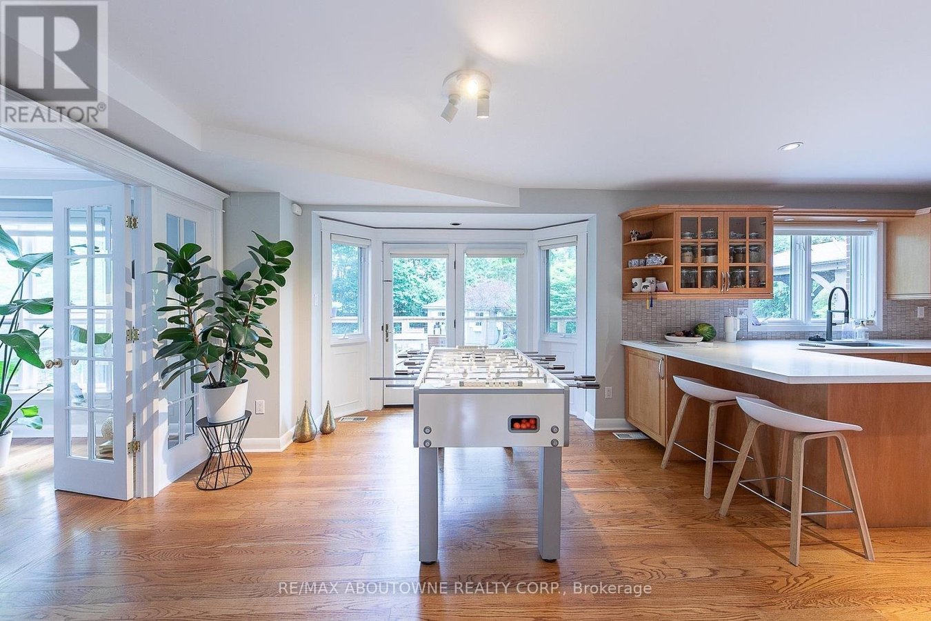 1290 BRAESIDE DRIVE - Photo 11