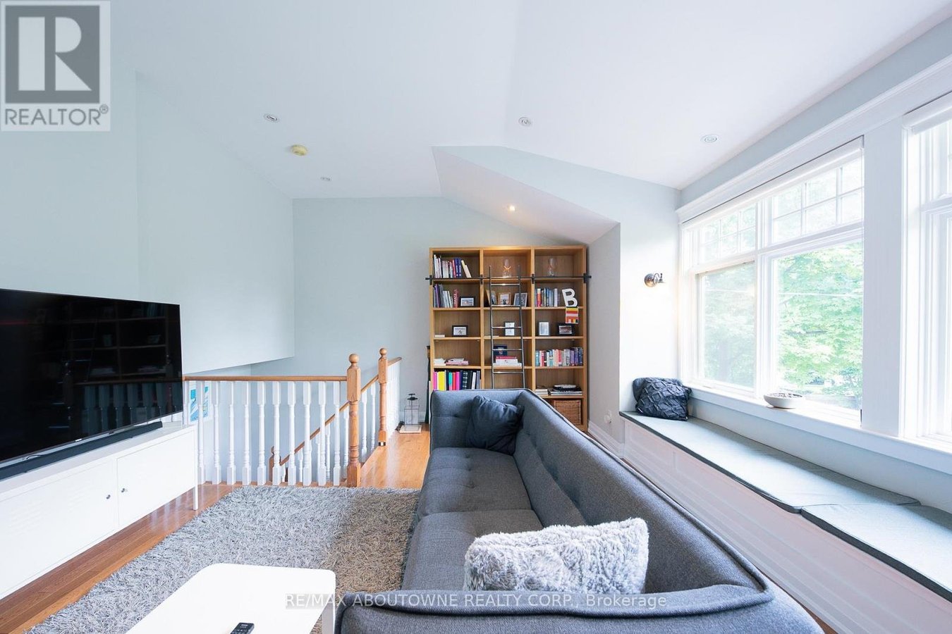 1290 BRAESIDE DRIVE - Photo 18