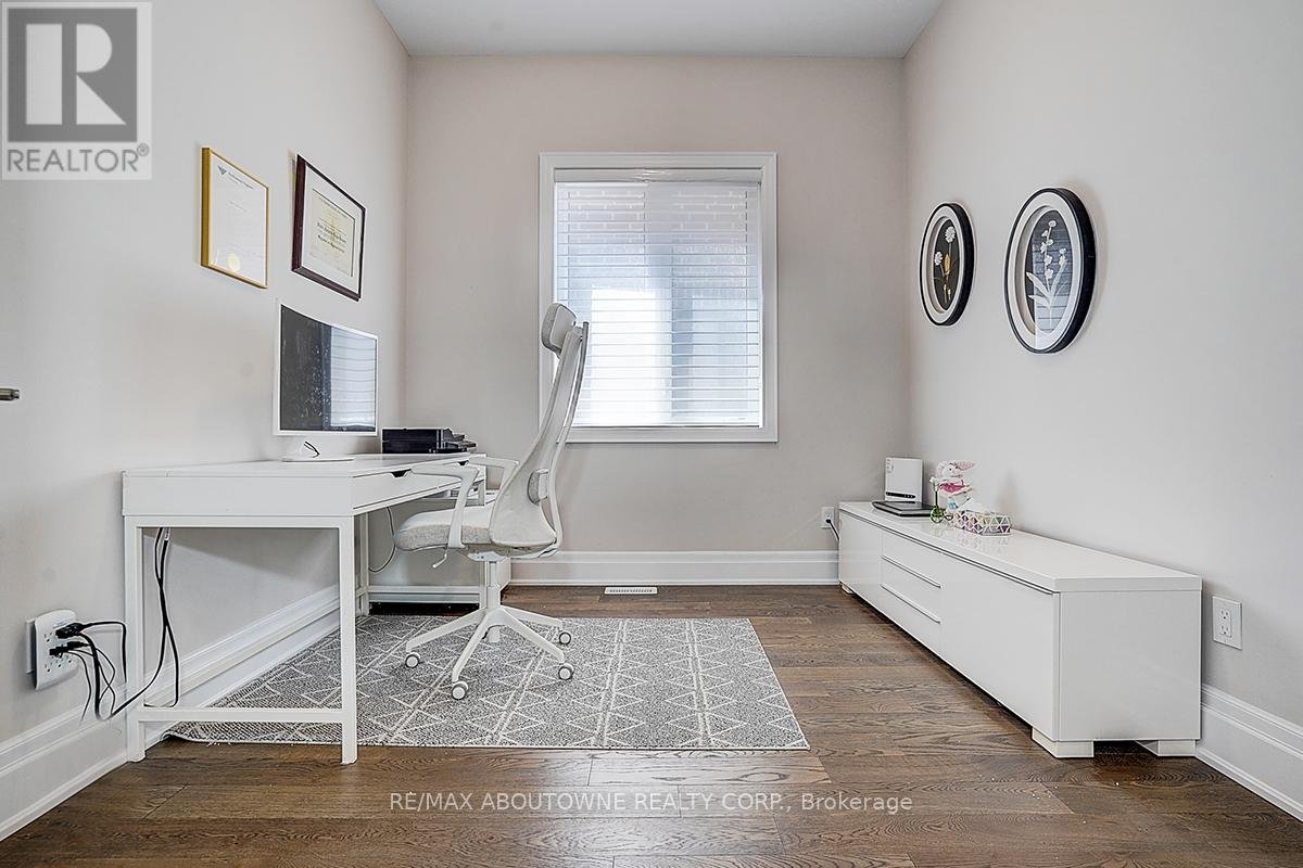 1362 LYNX GARDENS - Photo 6