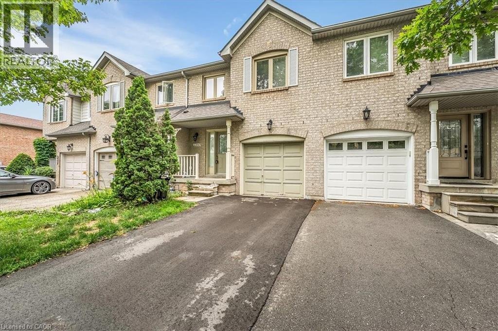 2260 ARBOURVIEW Drive - Photo 2