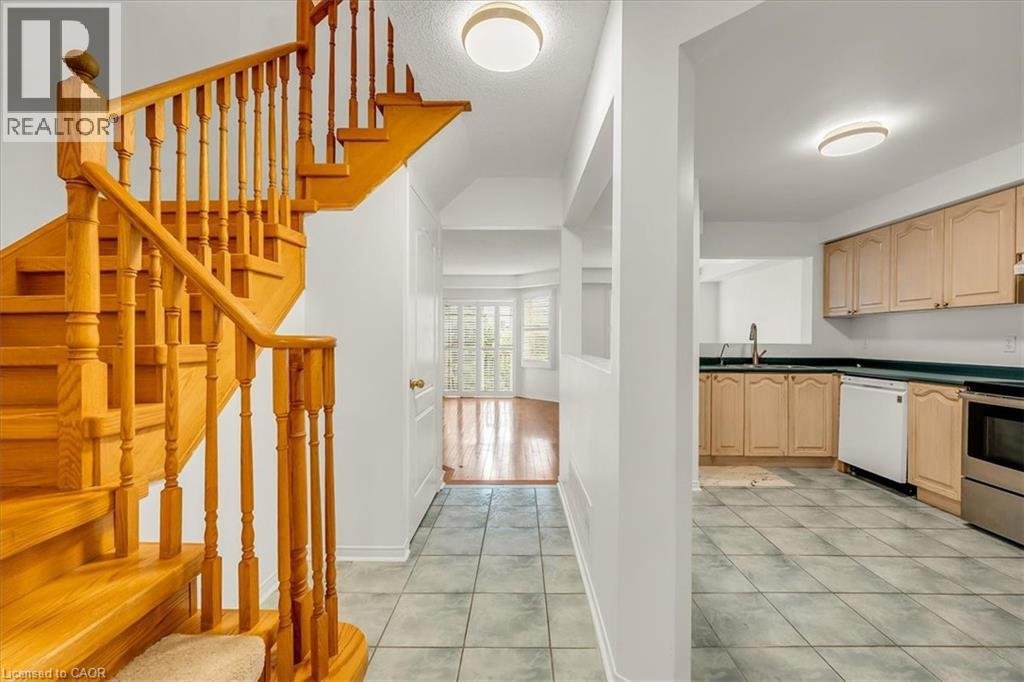 2260 ARBOURVIEW Drive - Photo 5